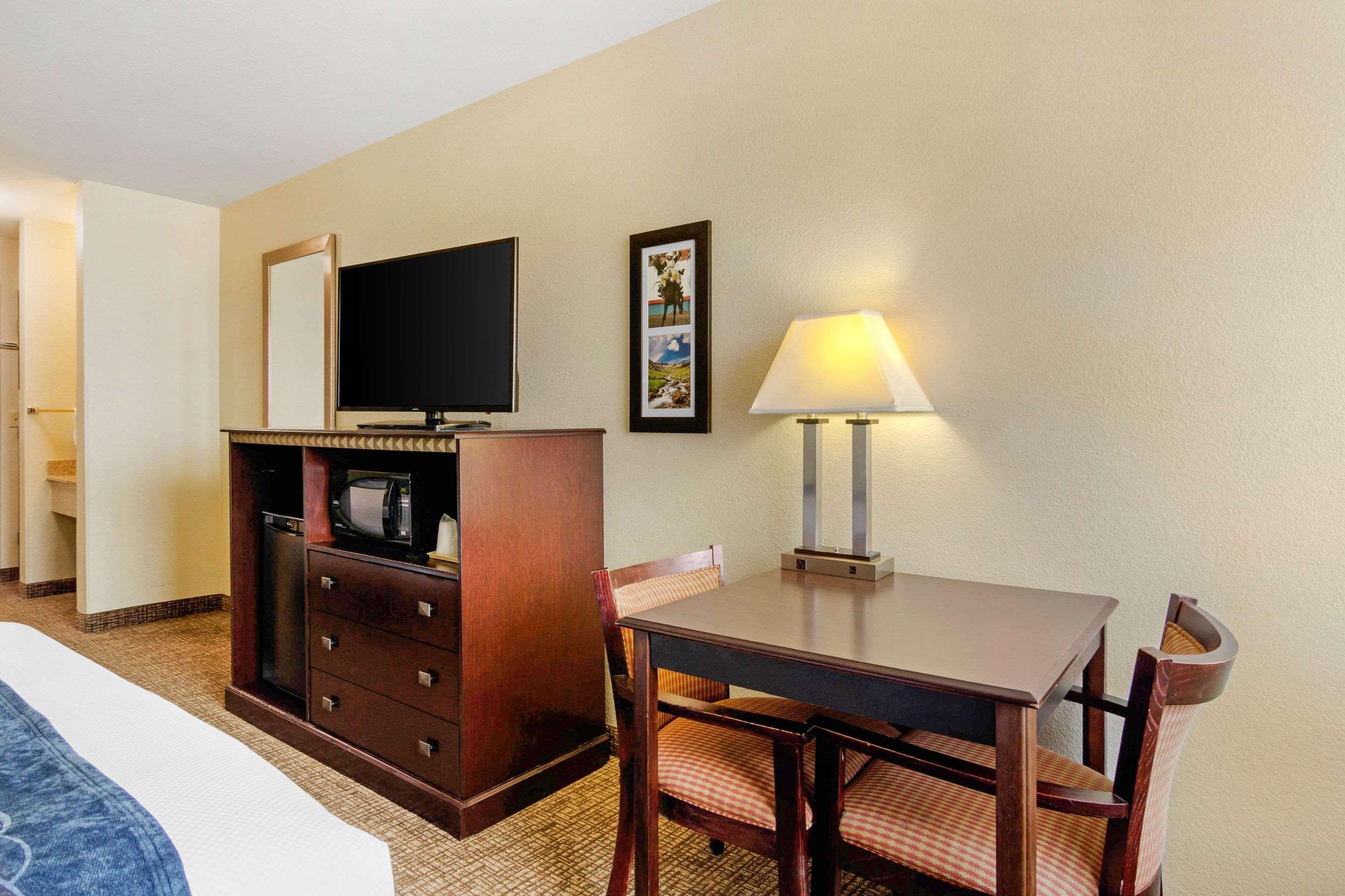 Comfort Inn & Suites Greeley Exteriér fotografie
